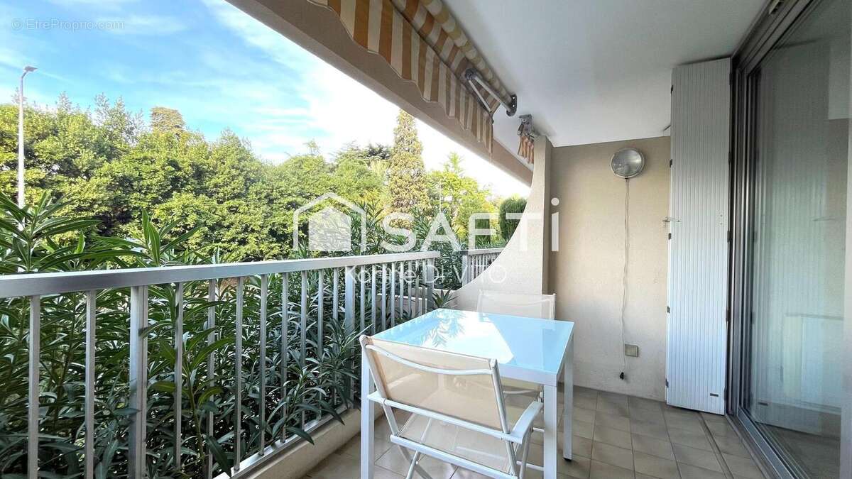 Photo 2 - Appartement à SAINT-RAPHAEL