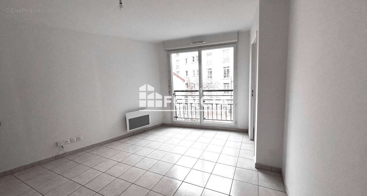Appartement à PARIS-19E