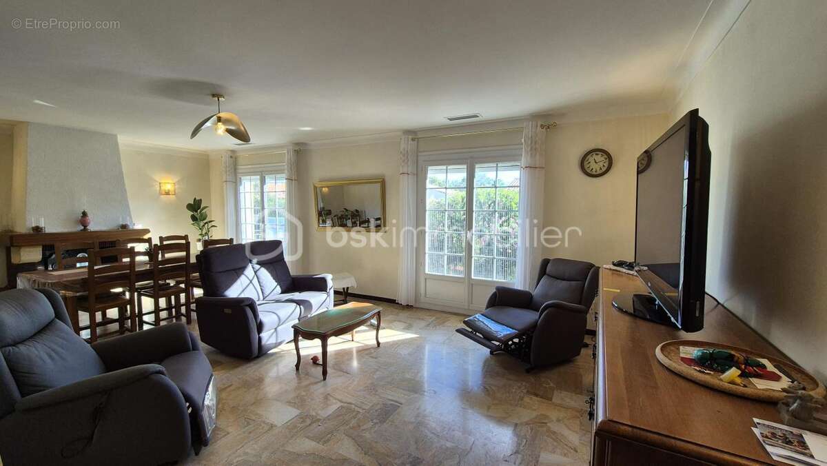 Maison à SAINT-CYPRIEN