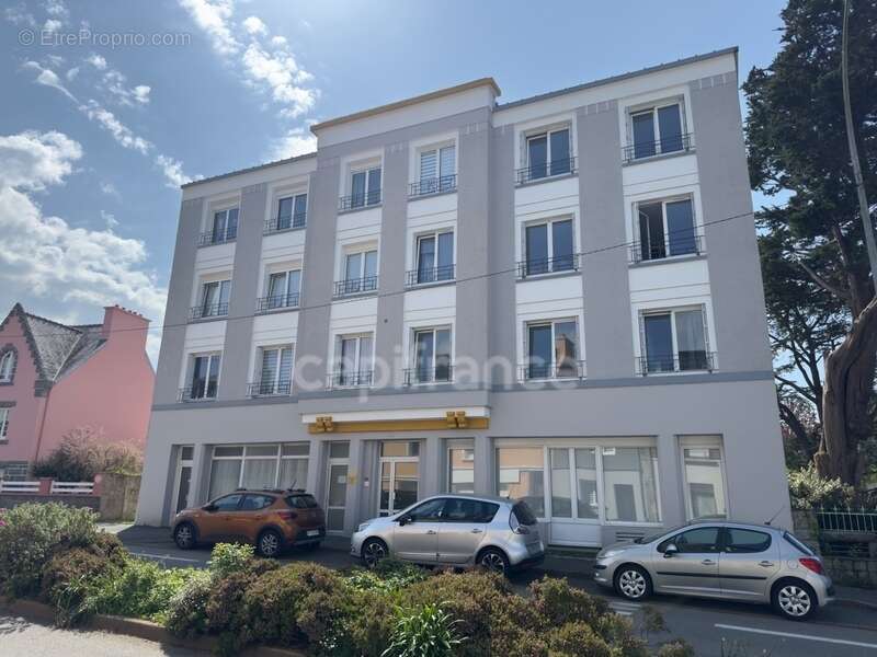 Appartement à LE RELECQ-KERHUON