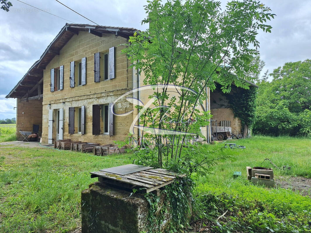 Maison à BOURG