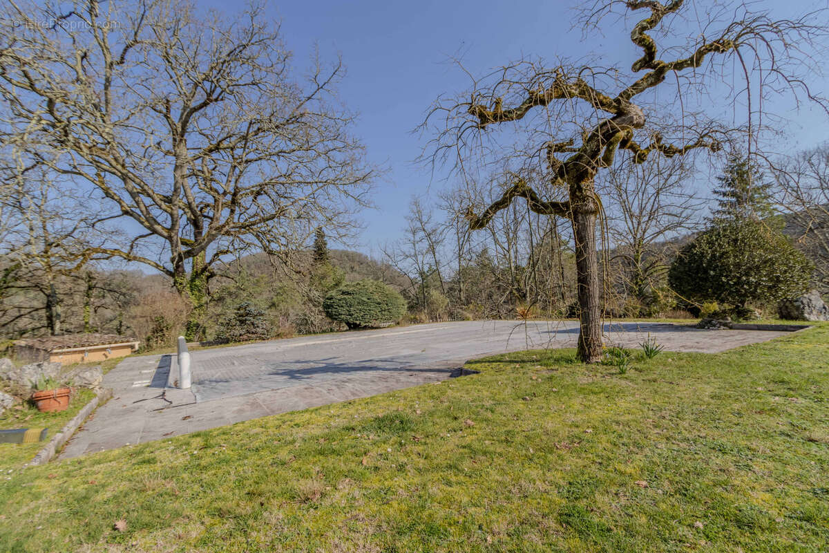 Maison à SAINT-CYPRIEN