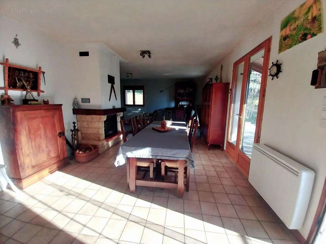 Maison à SAINT-VERAND