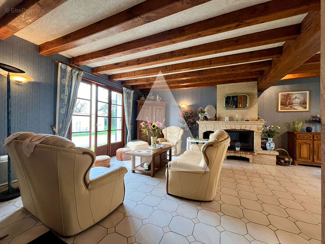 Maison à SAINT-SORNIN