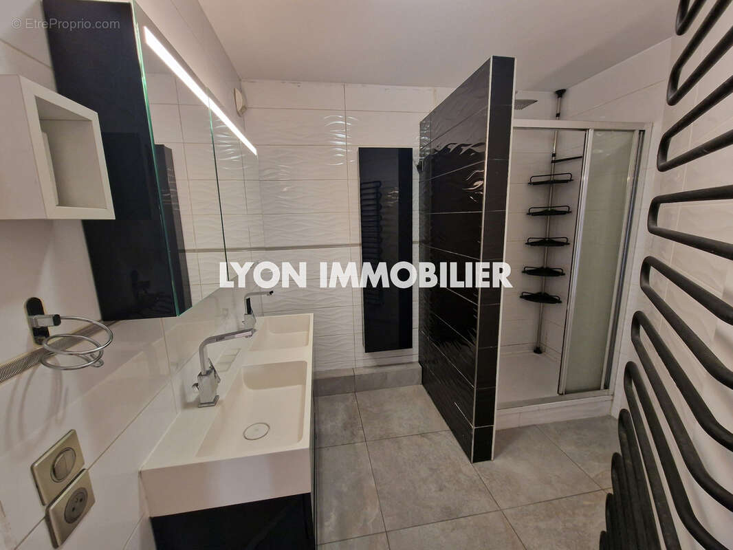 Appartement à LYON-3E