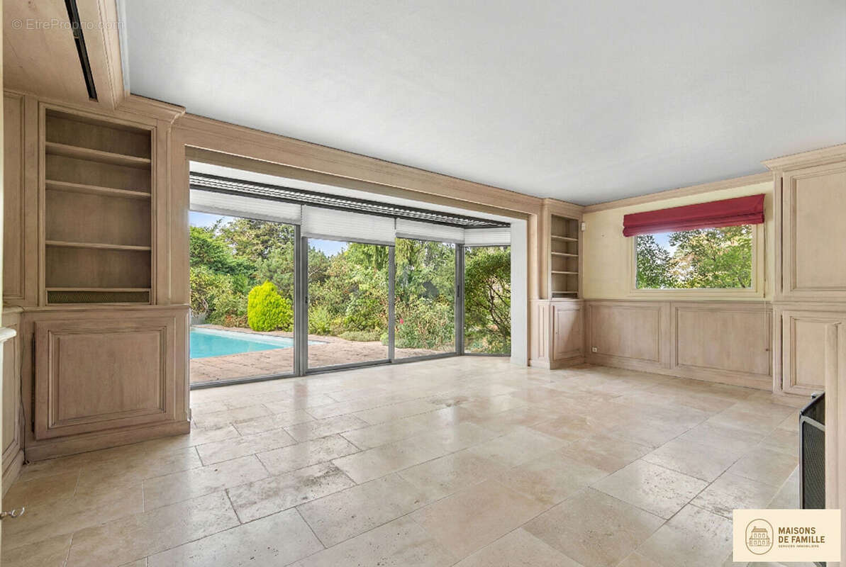 Maison à LOUVECIENNES