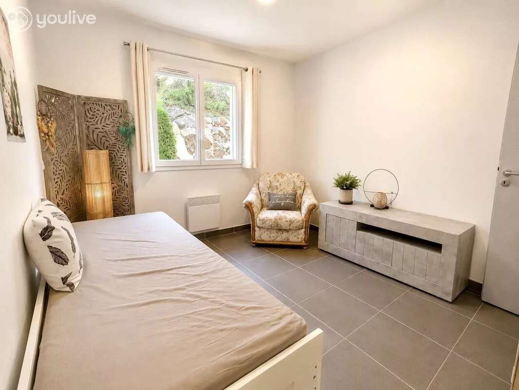 TRAVO – Belle villa T5 de 114 m² avec vue mer et montagne - photo 9