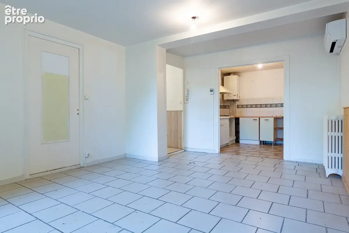 Maison de 2 logements : 1T3 et 1T6 avec piscine et garage sur 1675 m2 de terrain, 26100 ROMANS SUR ISERE - photo 19