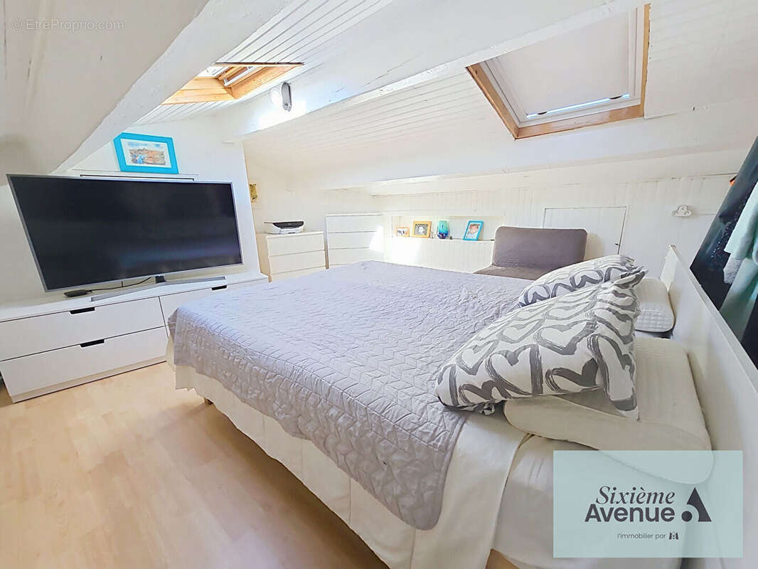 Appartement à SIX-FOURS-LES-PLAGES