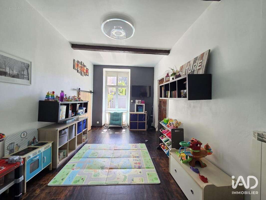 Maison 146 m² à Vif  - photo 7