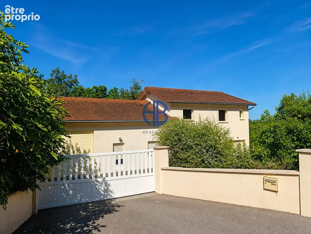 Maison à BREGNIER-CORDON