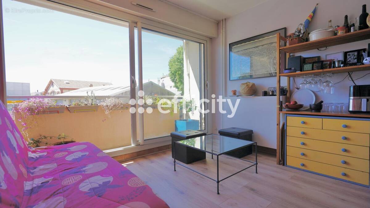 Appartement à NIMES