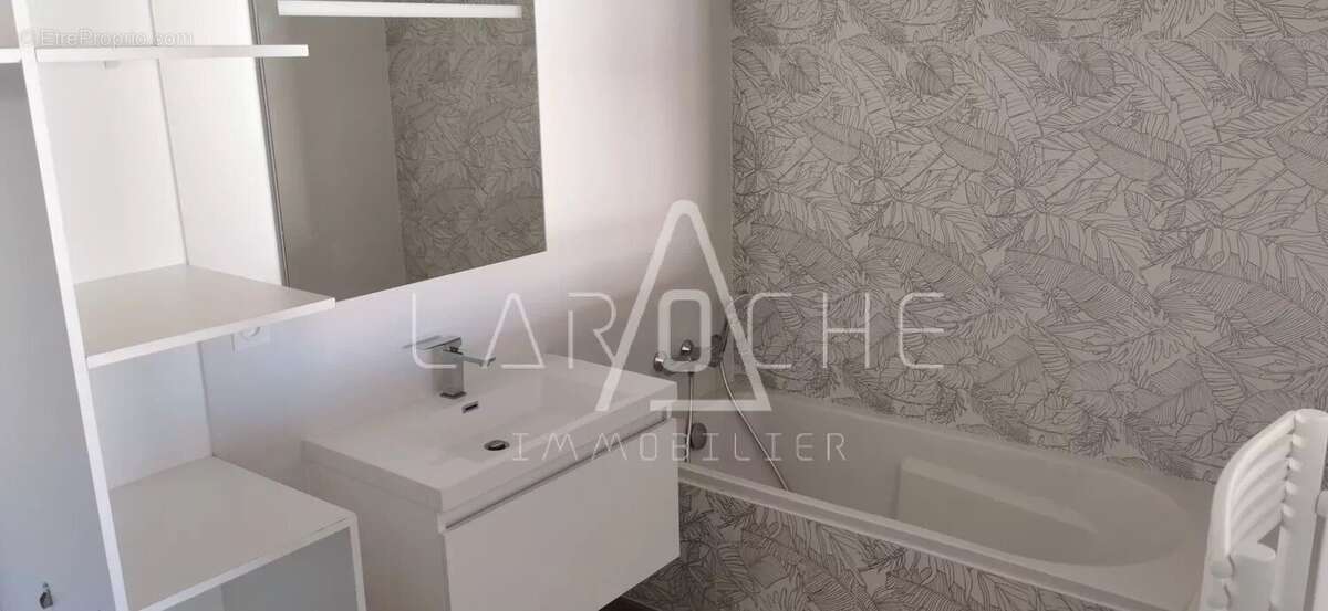 Maison à SAINT-GENIS-DES-FONTAINES