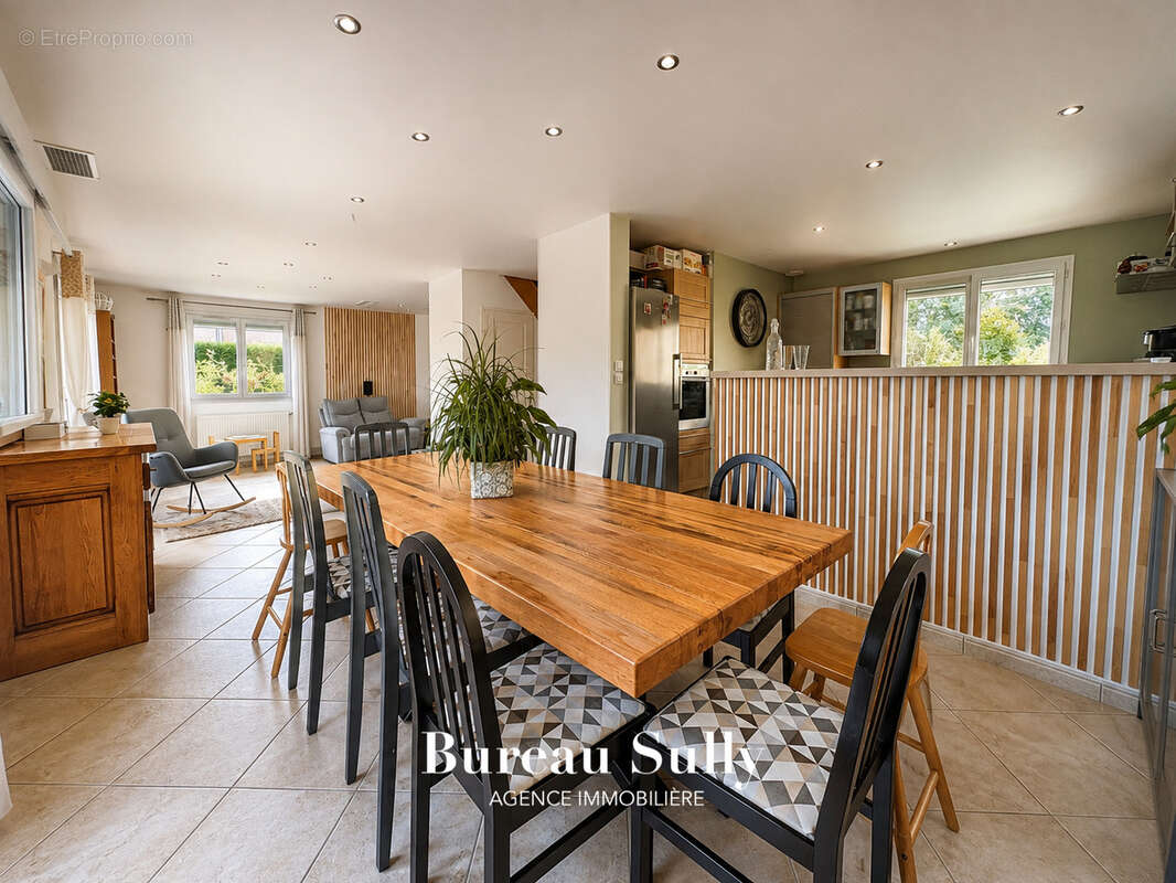 Jassans Riottier 01480 Maison 145 m2  4 chambres terrain 850 m2  piscine, garage, carport. - photo 9