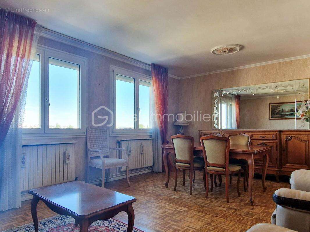 Appartement à CHAMPIGNY-SUR-MARNE