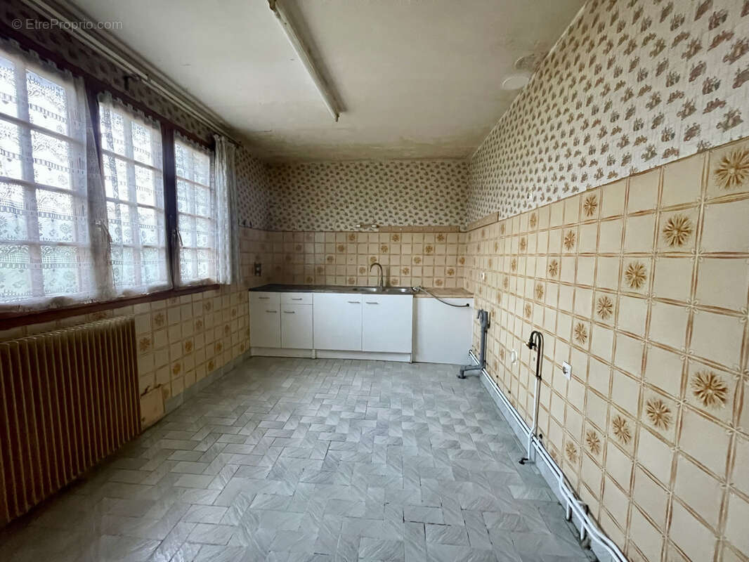 Maison à NEUILLY-EN-THELLE