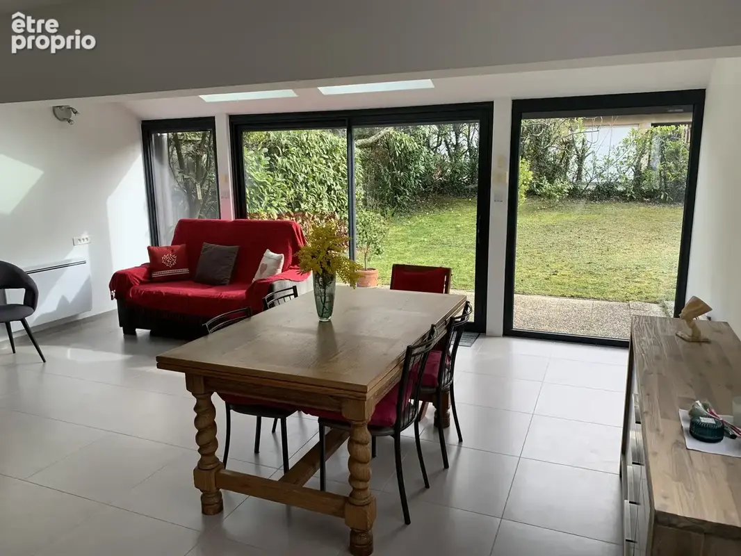 CHAMBERY Hauteurs, maison spacieuse 4 ch, au calme, terrasse et jardin, garage, idéale vie de famille - photo 4