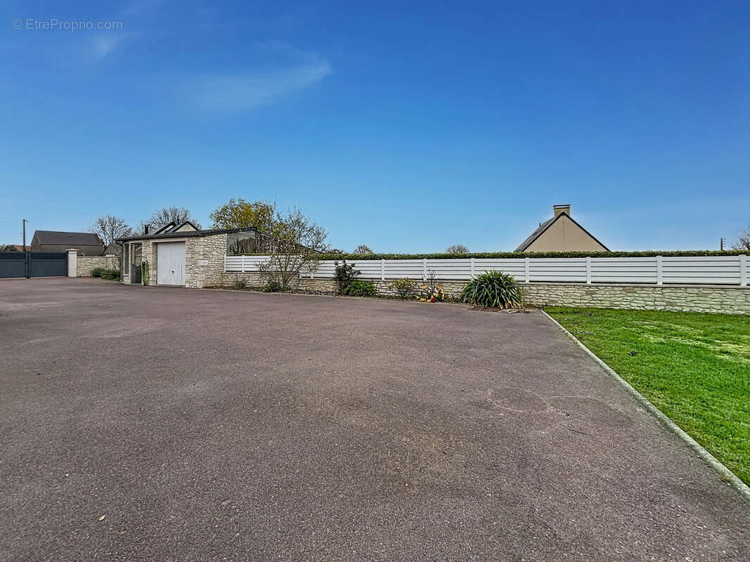 Maison à FIERVILLE-LES-MINES