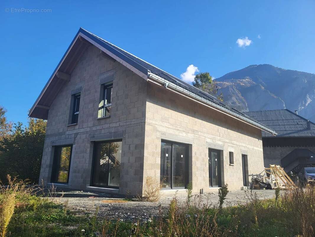 Appartement à LE BOURG-D&#039;OISANS