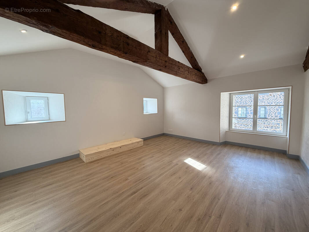 Appartement à SAINT-FLOUR