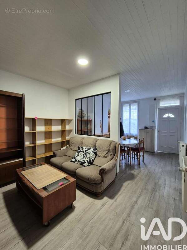 Photo 2 - Maison à MOUY