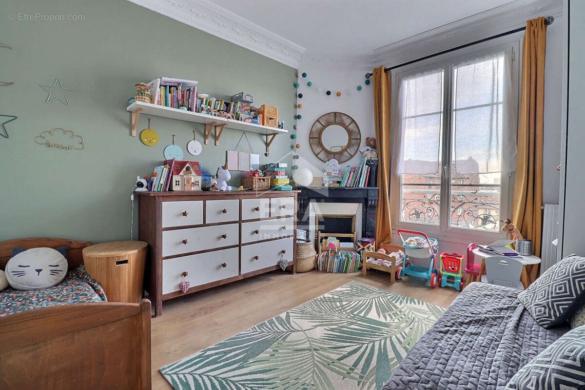 Appartement à COLOMBES