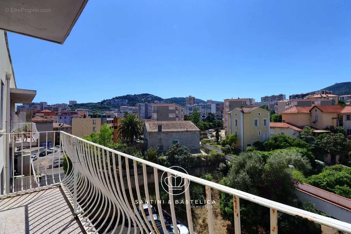 Appartement à AJACCIO