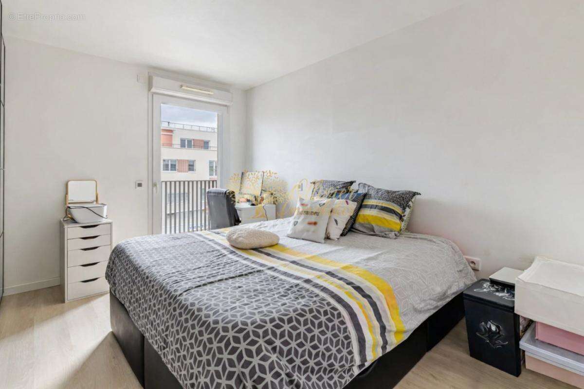 Appartement à CHENNEVIERES-SUR-MARNE