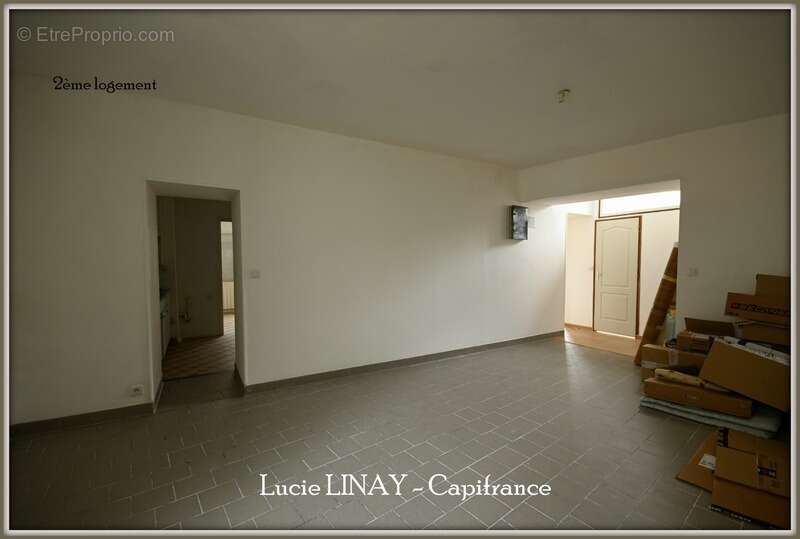 Maison à SAINT-HILAIRE-DU-MAINE