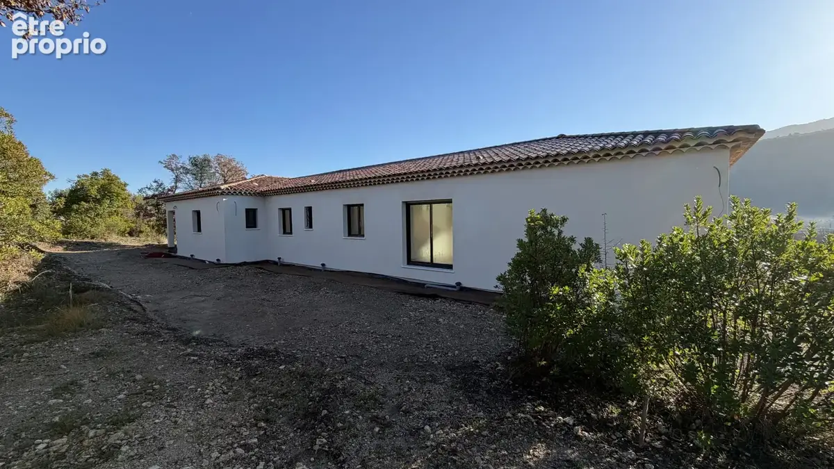 Nans-Les-Pins : Villa avec vue - photo 9