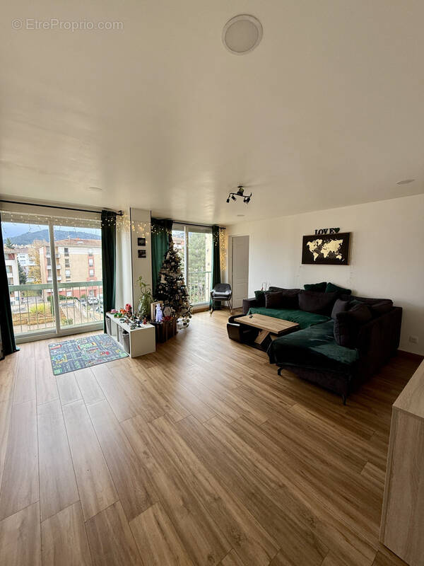Appartement à AUBAGNE