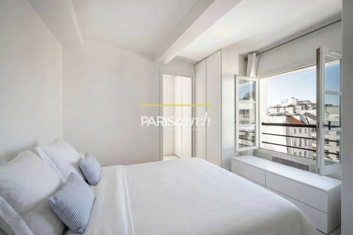 Appartement à PARIS-3E