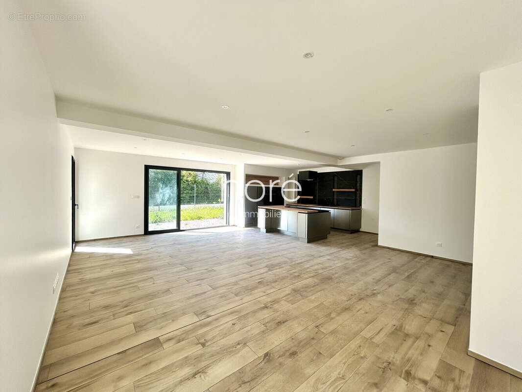 Maison à BIEVILLE-BEUVILLE