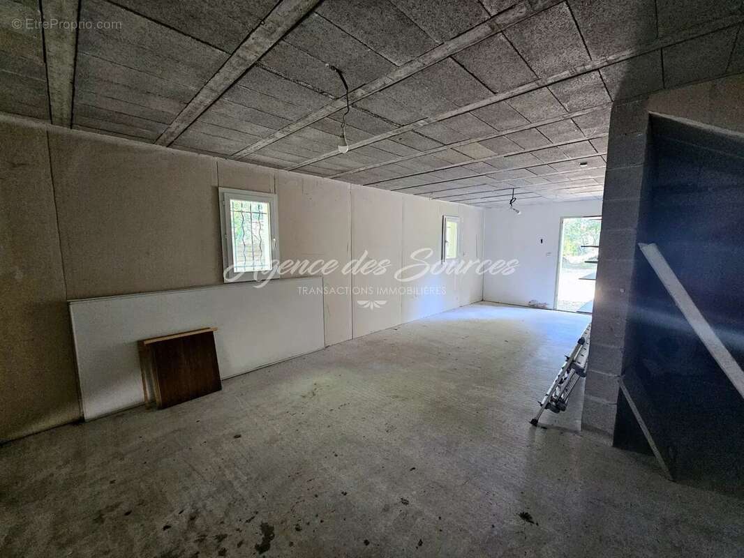 Maison à SAINT-MAXIMIN-LA-SAINTE-BAUME