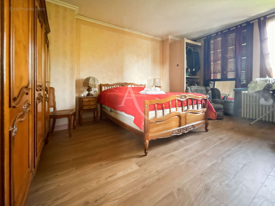 Maison à ROMILLY-SUR-ANDELLE