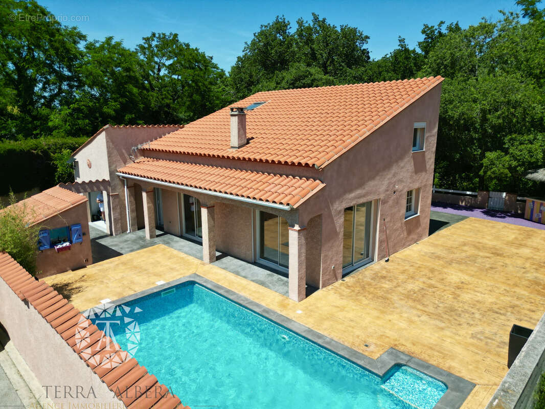 Maison à LAROQUE-DES-ALBERES
