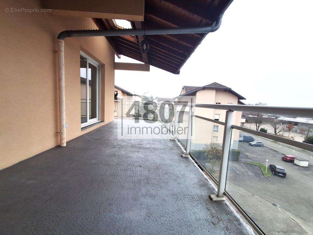 Appartement à SAINT-JULIEN-EN-GENEVOIS