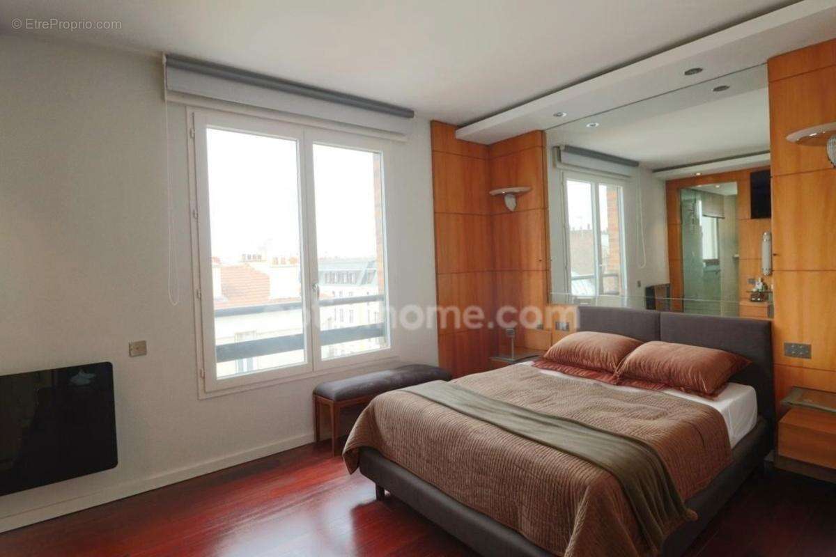 Appartement à vendre 6 pièces Charenton-le-Pont – Métro Valmy – Duplex 171 m² – Dernier étage – Terrasse 100 m² – Vue excepionne - photo 18