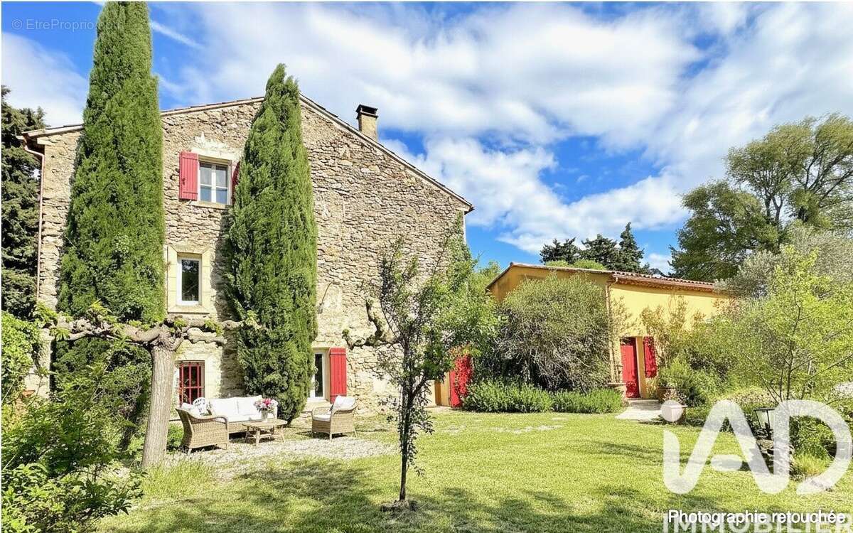 Photo 2 - Maison à CAMARET-SUR-AIGUES