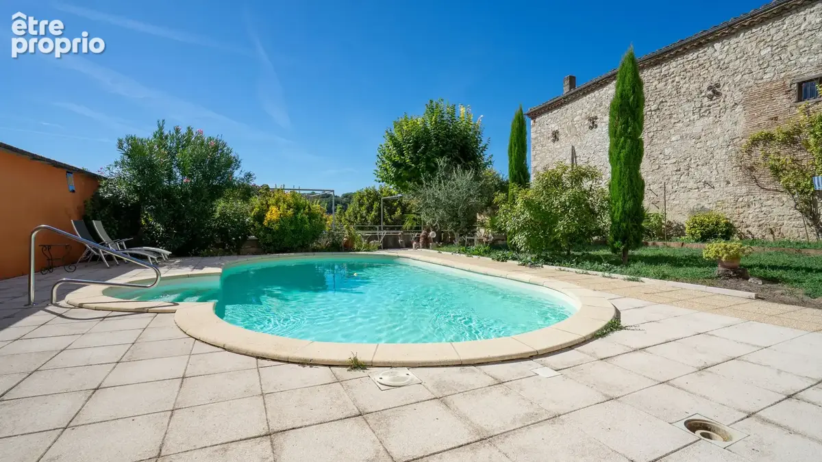 Magnifique maison bourgeoise 18 ème en coeur de village avec jardin, piscine et superbe vue - photo 27