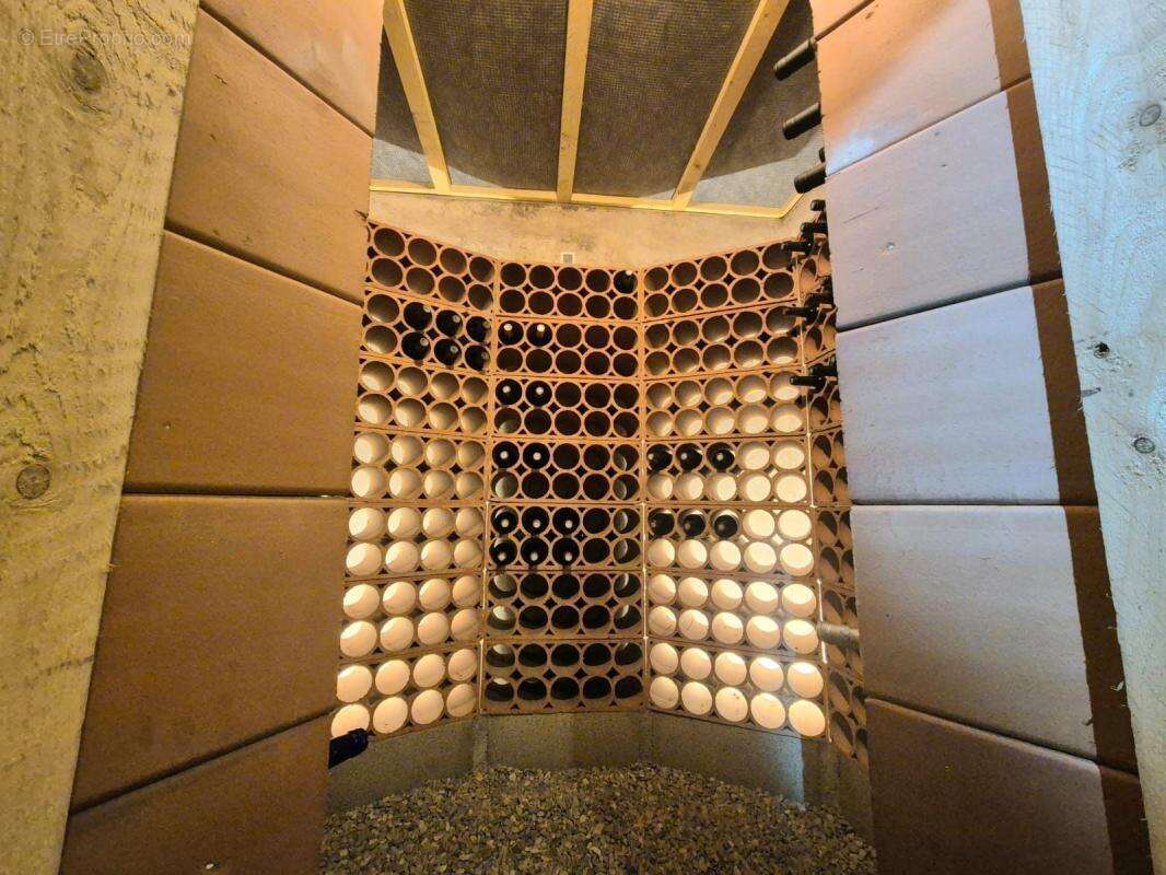 Maison à SAINT-MARTIN-DE-SESCAS