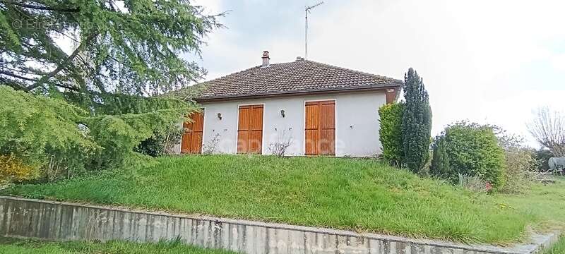 Maison à CHEMILLY-SUR-YONNE