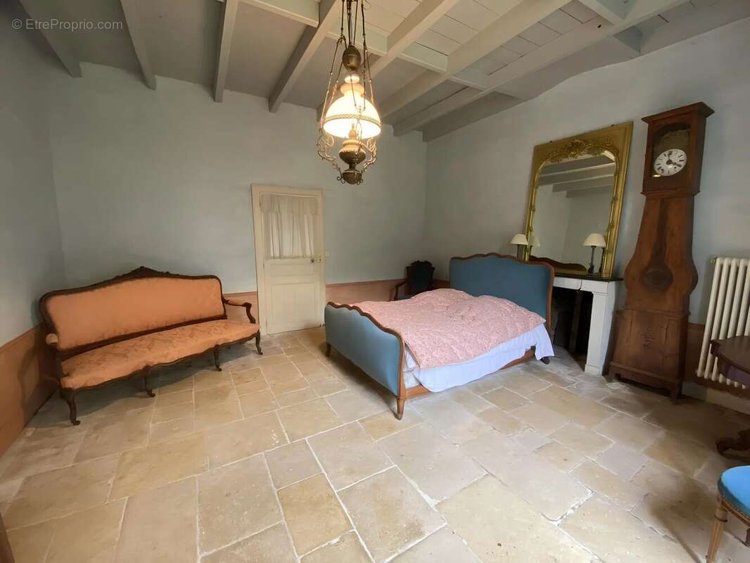 Maison à CEAUX-EN-COUHE