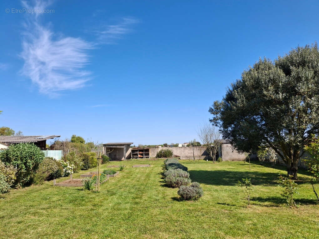 Maison à PONS