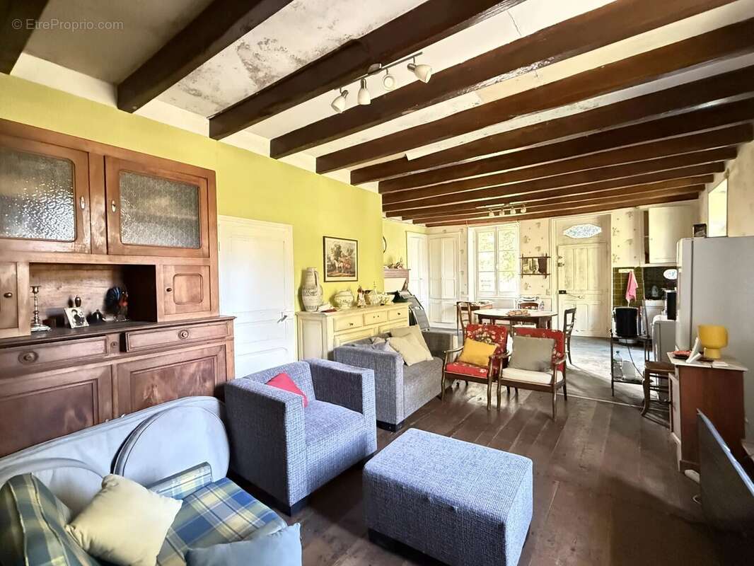 Maison à VERTEUIL-SUR-CHARENTE