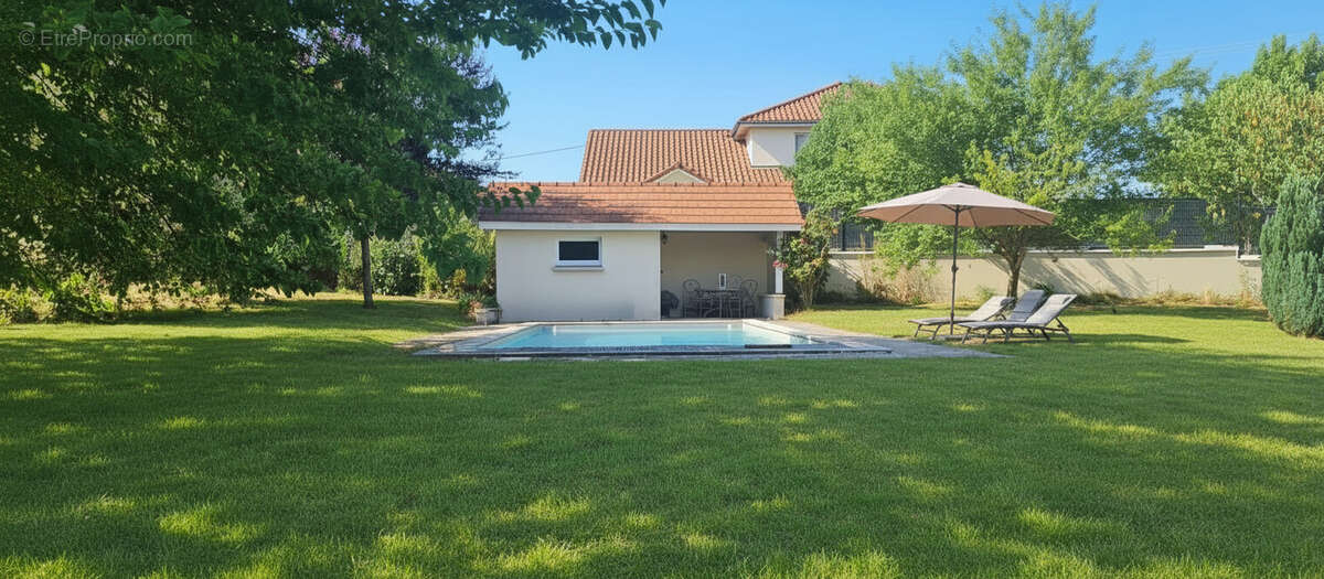Maison à RUY