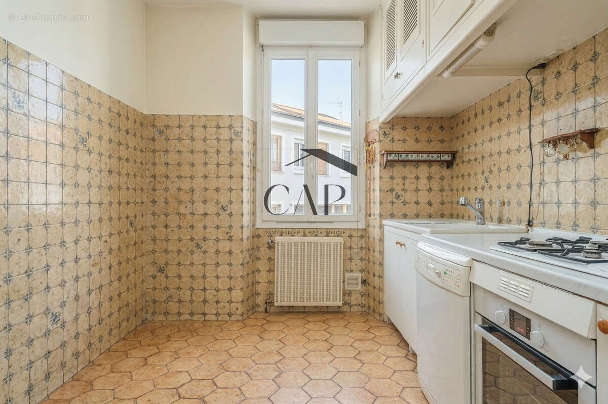 Appartement à MARSEILLE-6E