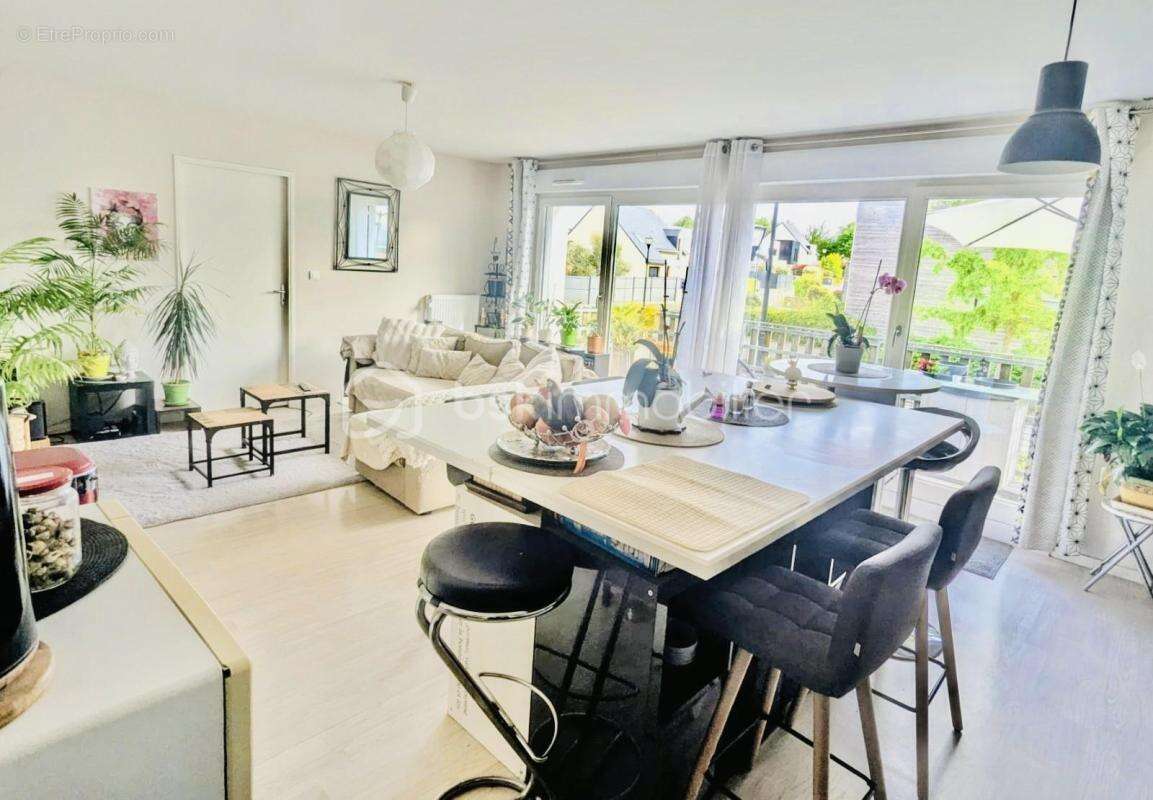 Appartement à PACE