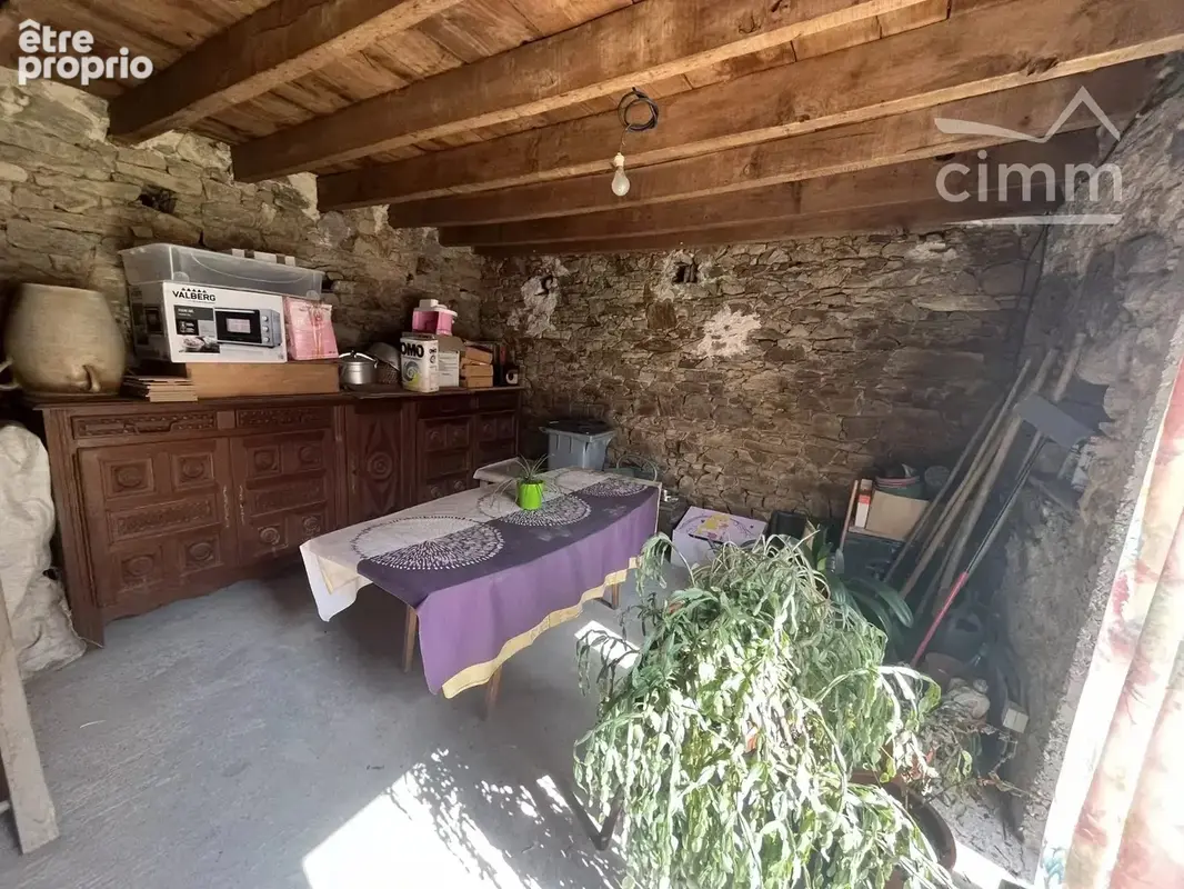 Maison de bourg T3 de 89 m² sur 290m² de terrain clos. - photo 11