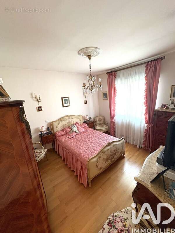 Photo 8 - Maison à LIVRY-GARGAN